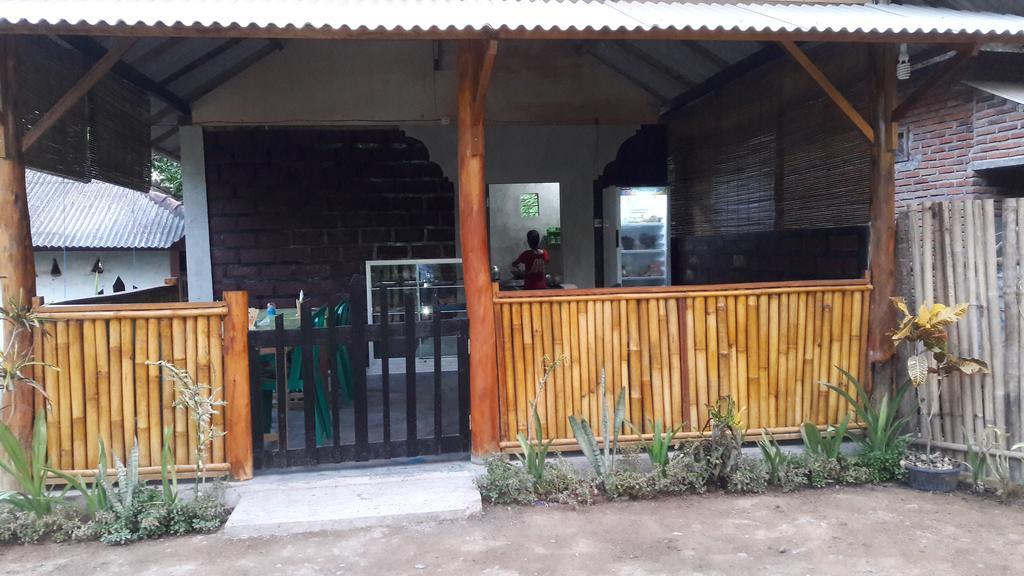 Herry Homestay Kuta  Εξωτερικό φωτογραφία